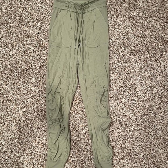 Lulu lemon dance joggers - Picture 3 of 4